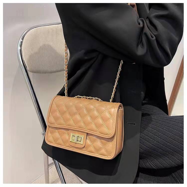 Diamond Lattice Cross Body Designer de luxe sac de messager dame en cuir Flip chaîne sac sacs à main Haute qualité Mode Sacs à bandoulière HBP 07