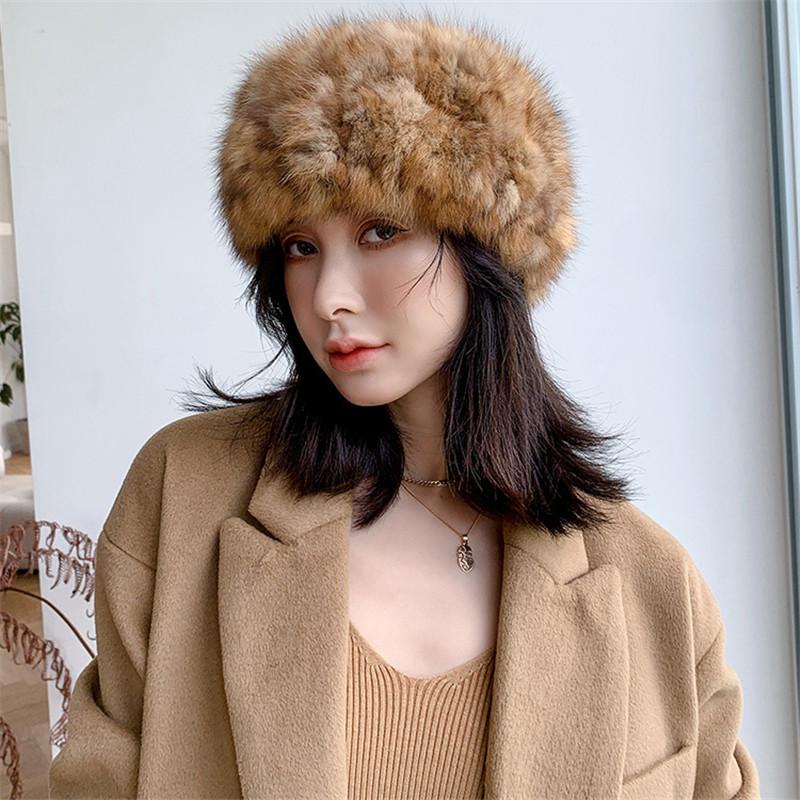 

Scarves 2021 Fashion Warm Woven Stretch Bib Cover Ladies Hat Dual-Use Light Luxury Elegant Sable Scarf