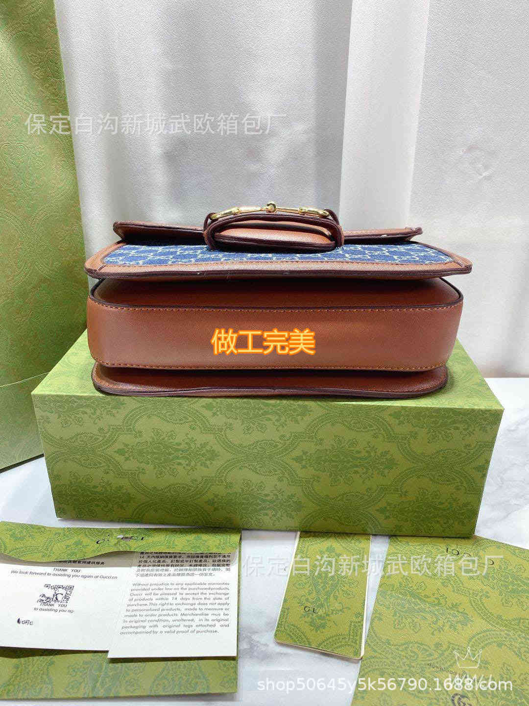 

70% Off exclusive and winter new fashion ancient women's bag versatile lock light luxury, White