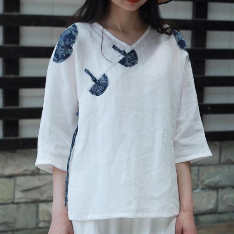 

Johnature Summer Leisure Retro Plate Buckle V-neck Three Quarter Sleeve Shirt Simple Comfortable All-match Women Tops 210521, White