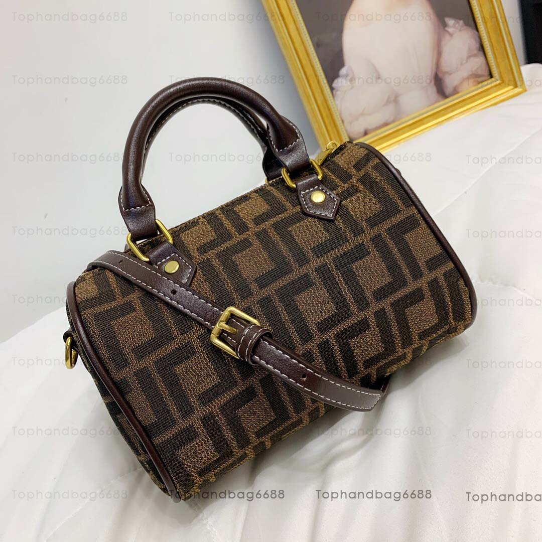 

Woman Top hand Tote Shoulder fashion crossbody bag Embroidery Boston designers womens handbags purses Brown F women luxurys bags 2021