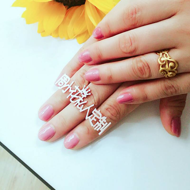 Customized rip-embroidery nail half permanent logo brand custom metal camera small video sign card custom one-image-672655567
