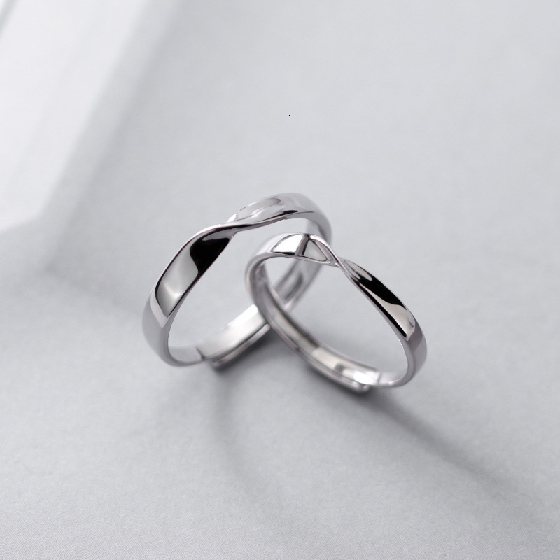 

irocchio s925 silver mobius ring, korean version, small fresh, smooth and twisted couple ring j7550