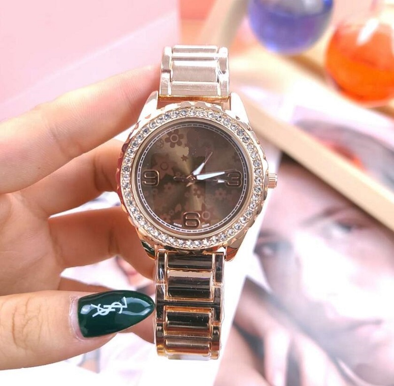 

Diamond Women Gold Face Automatic Wristwatches Designer Ladies Watch, As pic