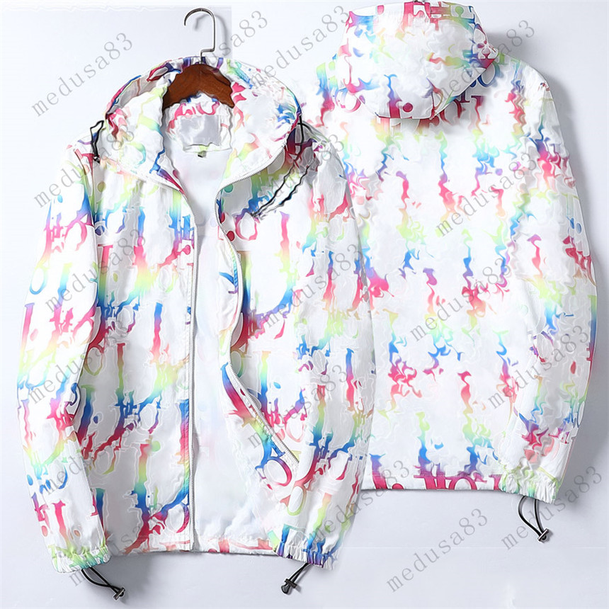 

2021 new Hooded Jackets Men Jackets Hooded Coats Windbreaker Spring Autumn Winter Sport Hip Hop Outdoor Streetwear Fashion Outwear Jackets