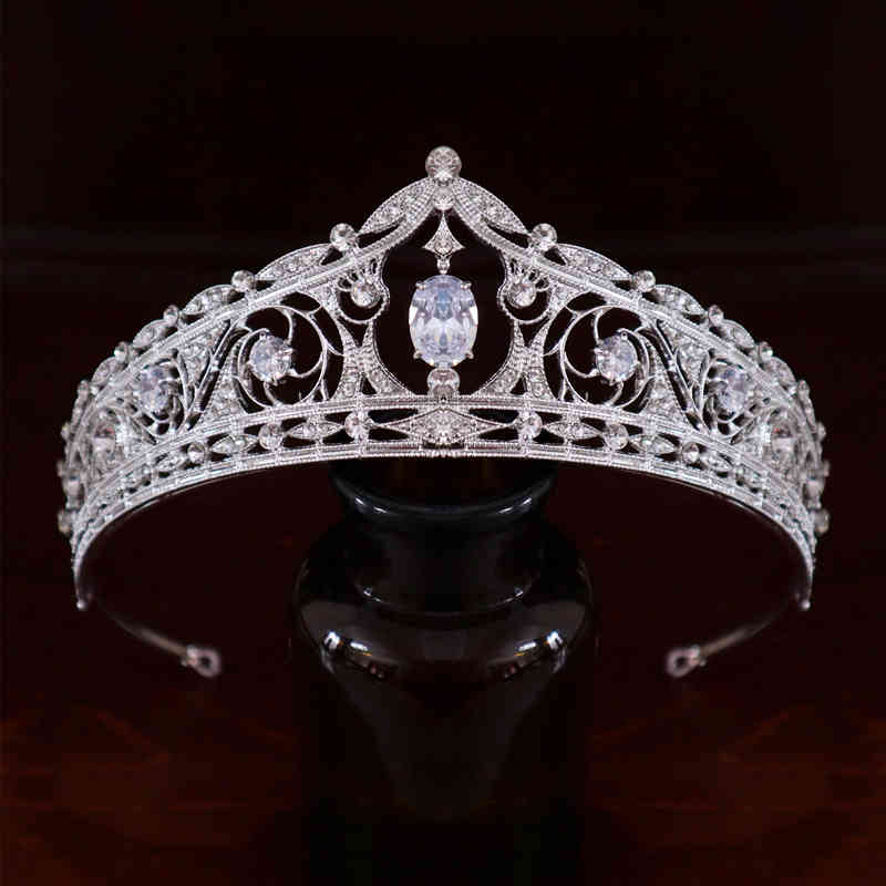 

Shining Silver Color Crowns Women Prom Vintage Handmade Headpeice Accessory Bridal Wedding Hair Jewelry Crystal Alloy Tiara
