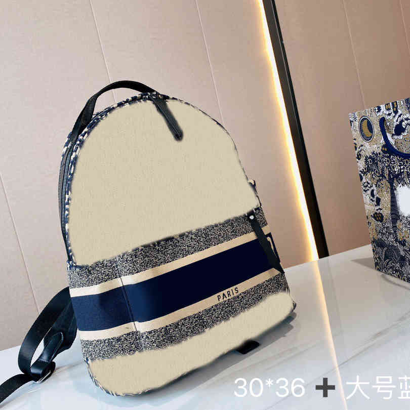 

Designer Shoulder Bags backpack handbags New fashion women vintage flower pattern ladies luggage Travel Duffel bag Back packs Luxury Purses, More pics contact seller.