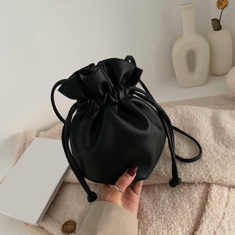 

Shoulder Bags Small Drawstring Bucket For Women 2021 Fashion Crossbody Bag Female Handbags And Purses Lady Solid Color Hand, Black