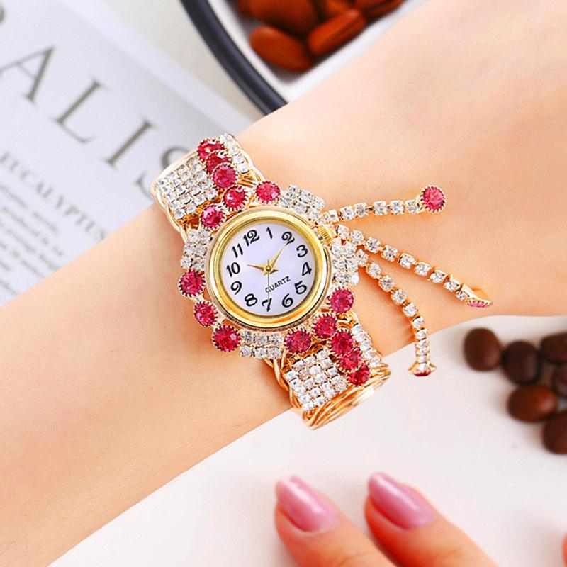 

Wristwatches 2021 Ladies Fashion Casual Bracelet Watch Color Diamond Trend Quartz Alloy Strap Lady, Pk
