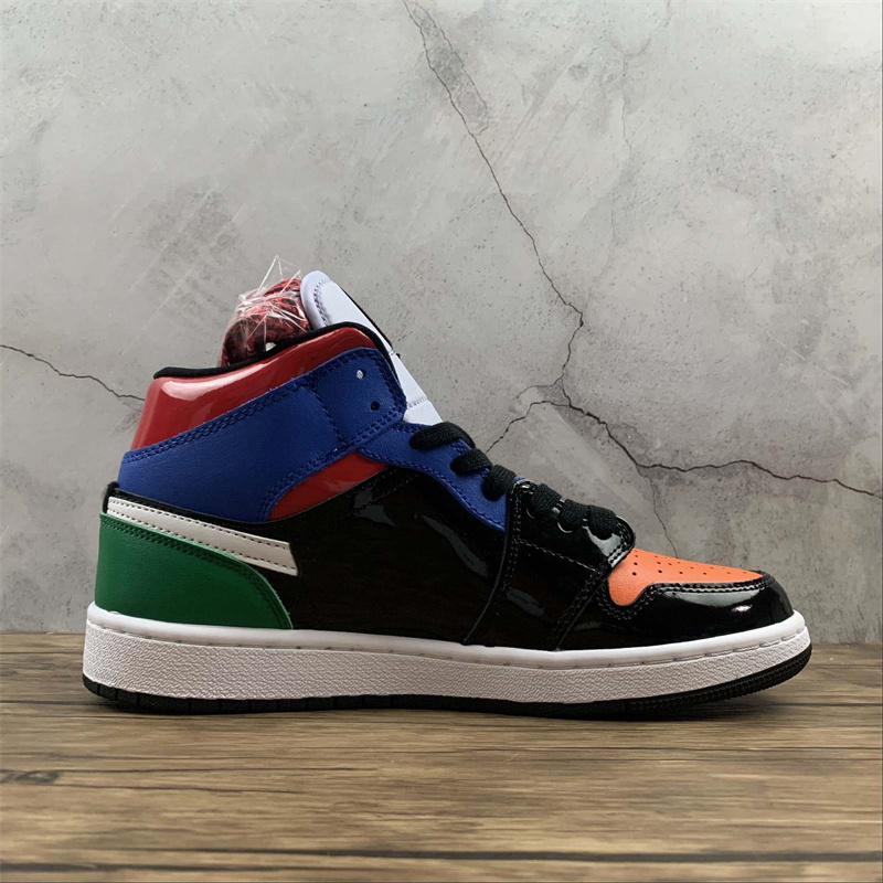 

Brand Shoes Mens Top Quality 1 Multi Patent Basketball Womens 1s Designer Sports Sneakers Size EU36-46