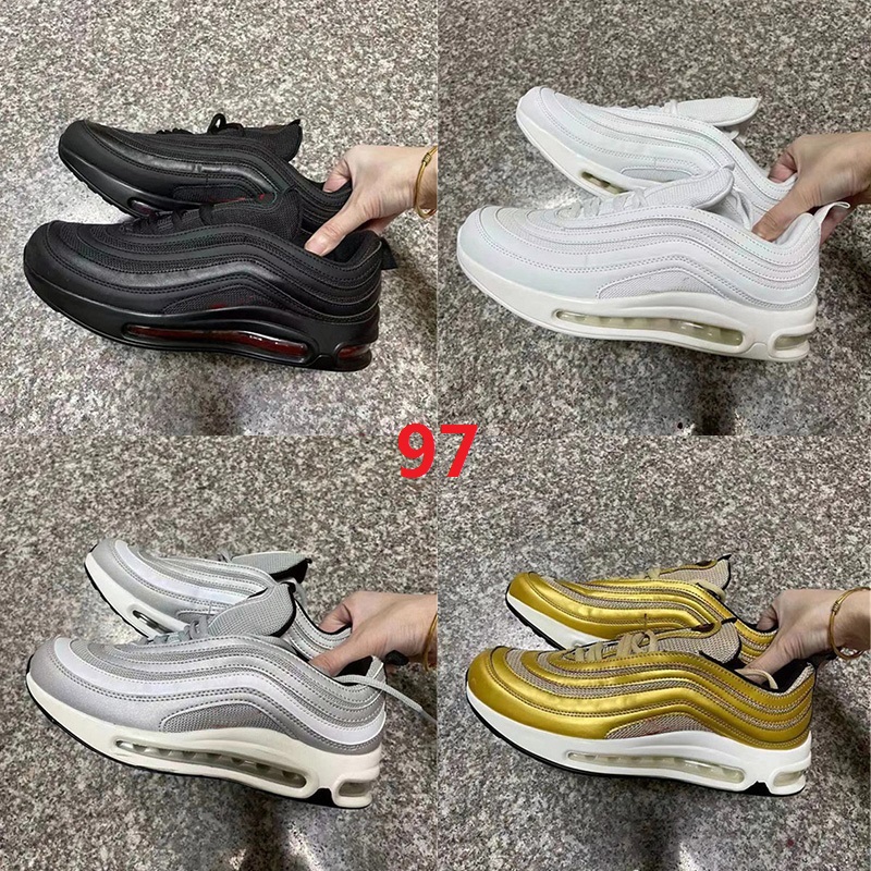 

Air Maxs 97 Running Shoes Airmax 97s og Athletic Sports Sneakers Classic Triple Black White Grey Gold Bullet Vapormax Airs Cushion Run Jogging Walking Trainers VIP