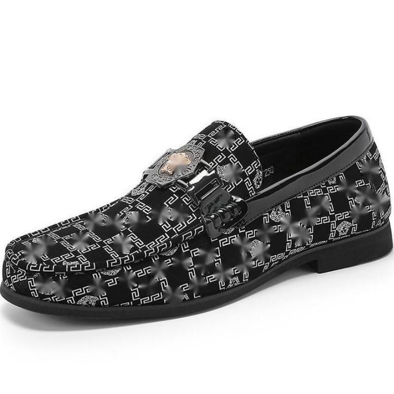 Mocassins hommes baskets bout rond concis 2021 nouveaux hommes chaussures à lacets en cuir PU décontracté extérieur mode classique confortable pr