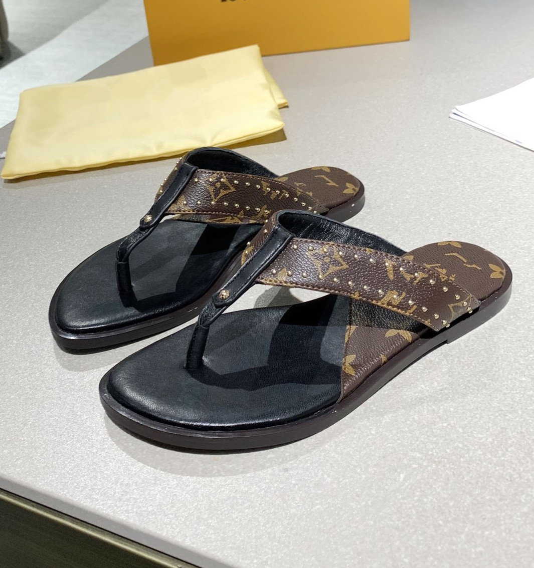 

Men Women LVLOUISSlippers Summer Flat Sandals Beach Slides Ladies Flip Flops Straw Printing Floral Leather Shoes, Black