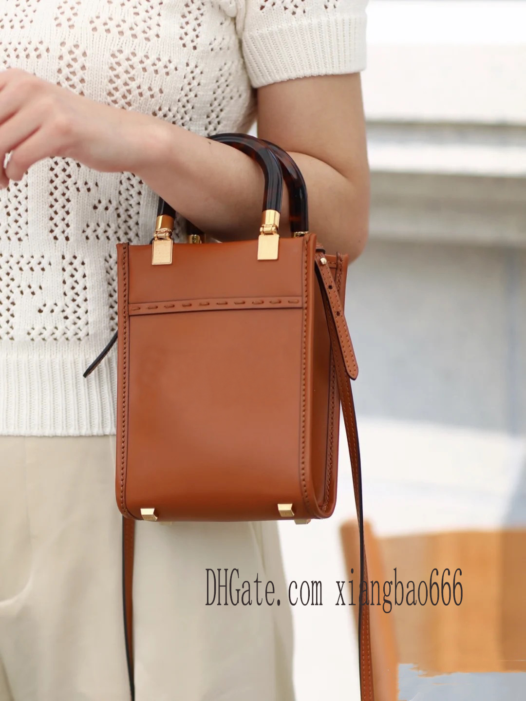 

18CM Mini fashion brown yellow women handbags f sac shopping bags ff bag sunshine Shoulder Shopper totes ficon, I need see other product
