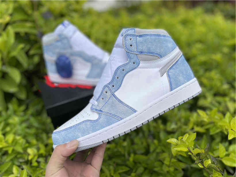 

Shoes Released 2021High OG Hyper Royal Basketball Women Men luxurys Designer Full Size 36-47.5