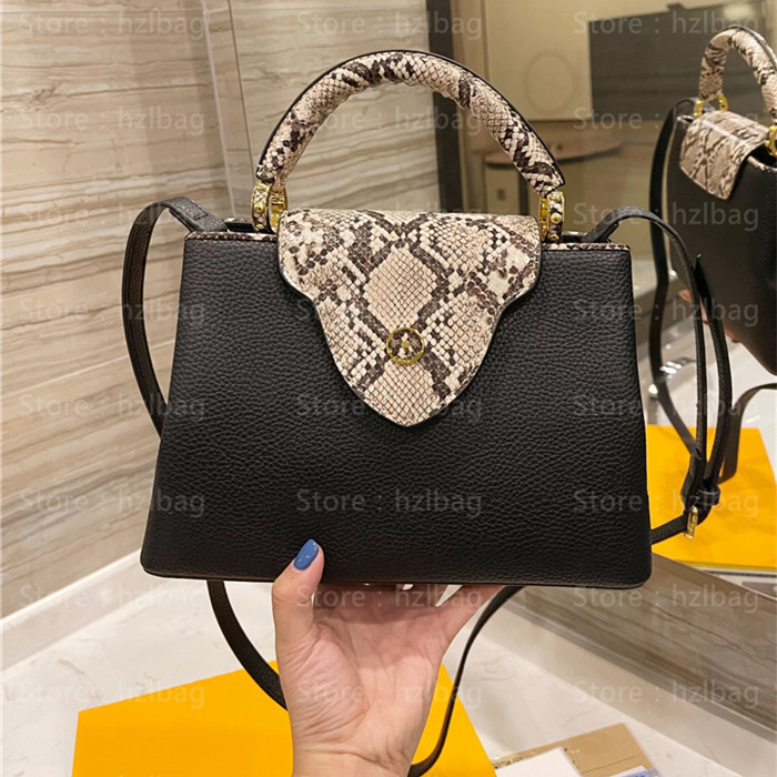 

Capucines BB handbag Black leather Cross Body Bag Wild at Heart animal print Luxurys designers Bags, Color 01