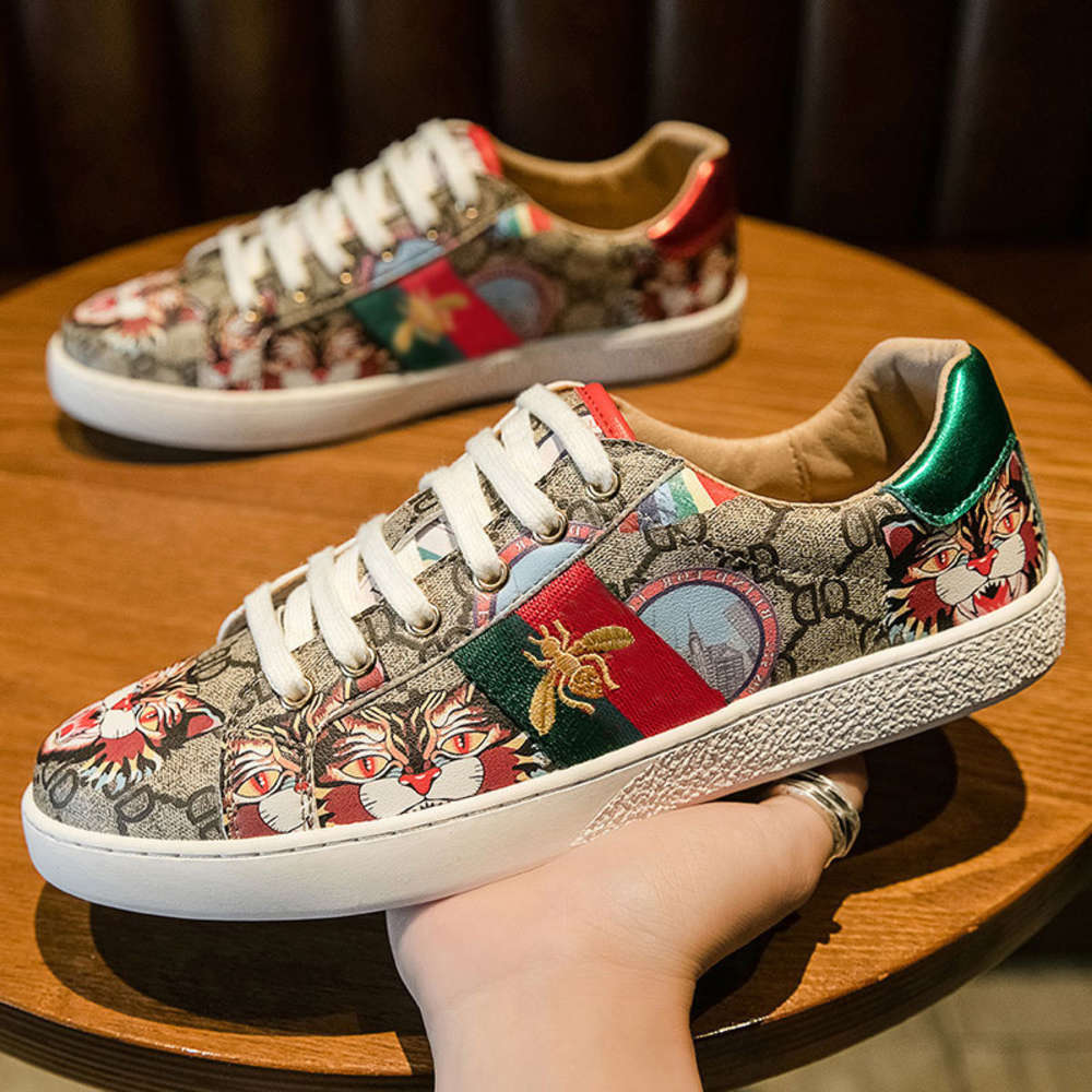 

Casual shoes Summer 2021 new board shoes printed bee mandarin duck low top breathable casual men's, Black