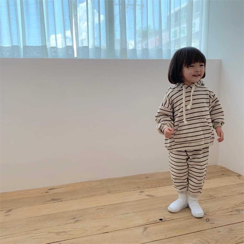 

Autumn infant boys and girls cotton striped hoodies sweatpants baby casual long sleeve bodysuits 210708, Bodysuit