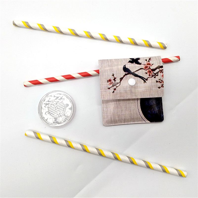 

Portable Pocket Ashtray Outdoor Cigarette Ash Tray Storage Bag PVC Ashtrays
