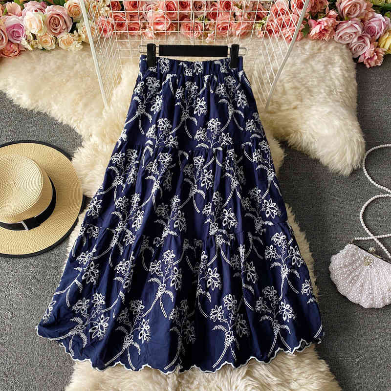 

Skirts Heavy industry hollow embroidered flowers high-waisted skirt in the long knee-length loose waist large swing 58M5, Black