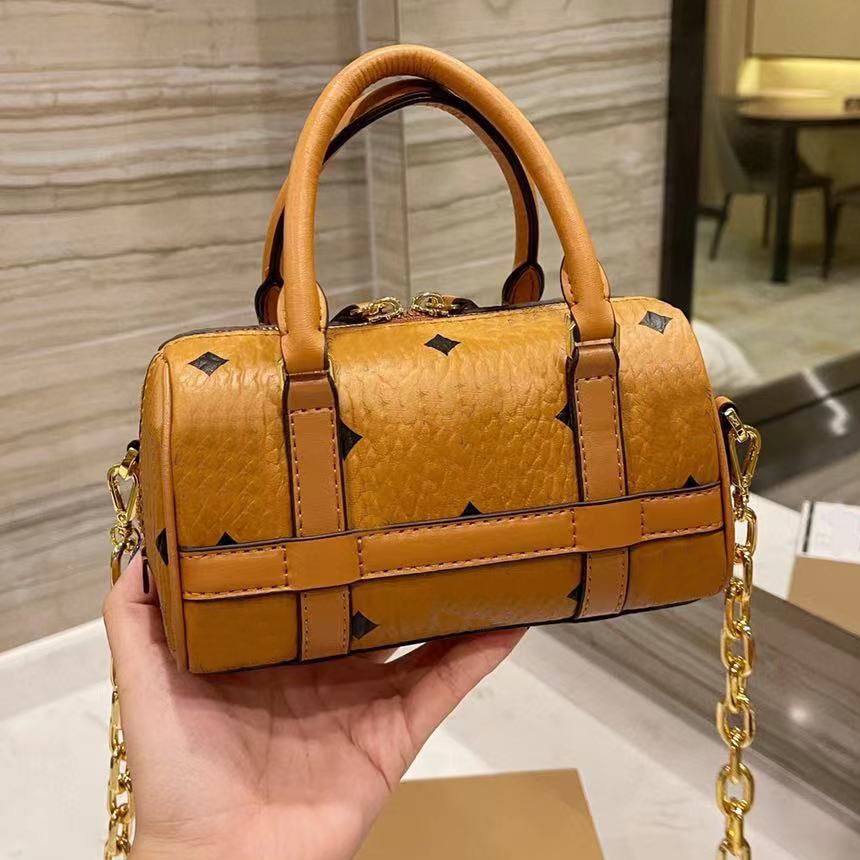 

Luxury Designer Brand Fashion Shoulder stripe classic pillow Bags Handbags High Quality shopping letter senior purse bag wallet Metallic cross body womens lady, No bags