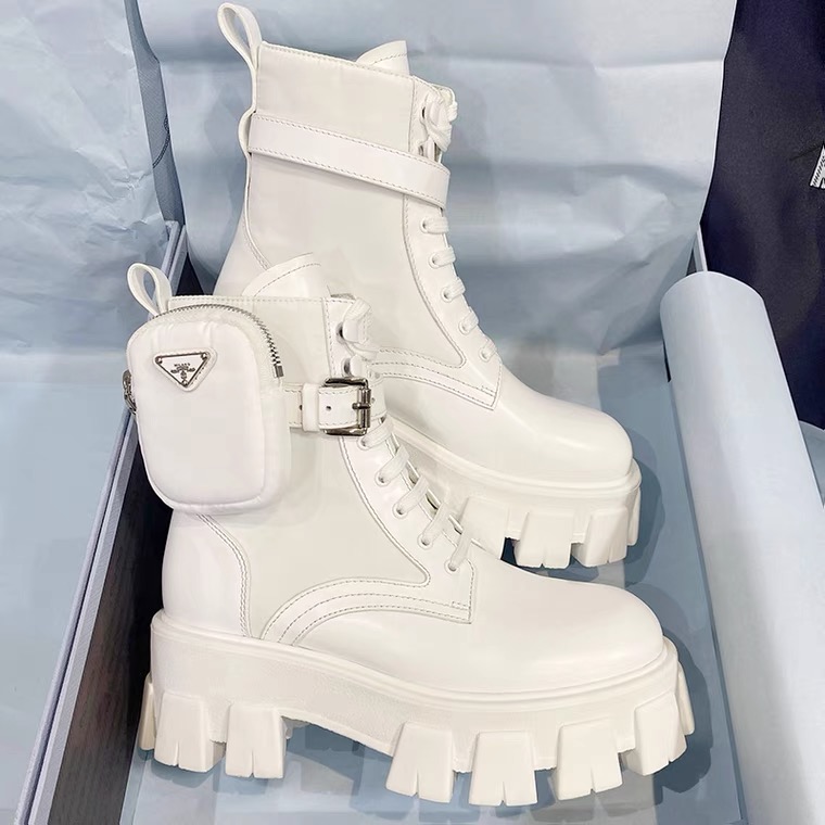 

2021 designer Women boots love Arrow Martin Flamingo Laureate 100% leather brand Desert Boot with strap luxury non-slip winter shoe Rois 35-42