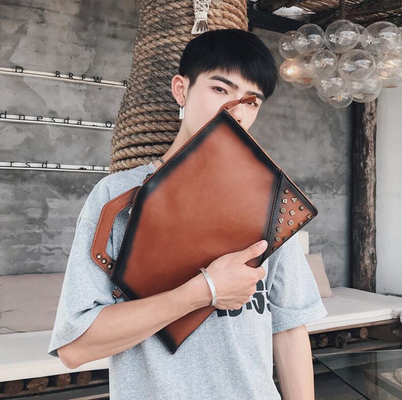 

Factory wholesale Brand Men Bag Retro Mad Horse PU Leather Handbag Individual Ancient Rivet Punk Mens Wrist Bags Trend Rivets Slant Shoulde, Brown(boutique box)