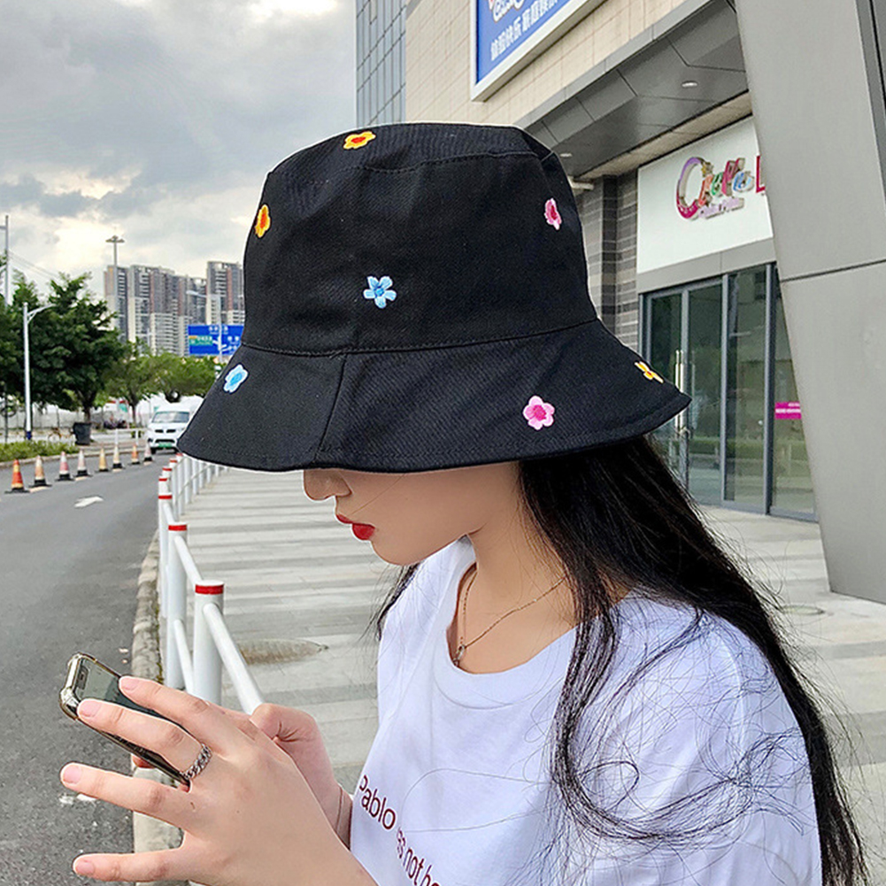 

Cotton flower embroidery Bucket Hat Fisherman Hat outdoor travel hat Sun Cap Hats for Men and Women Gift, Black