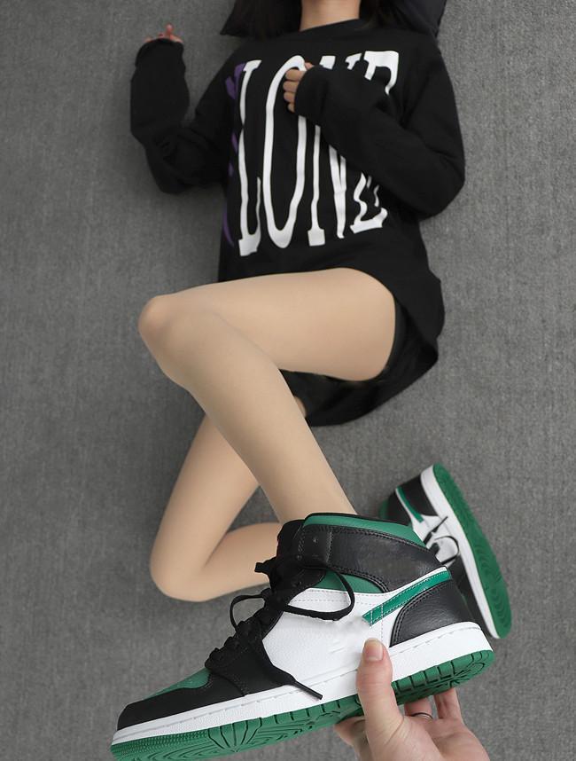 

Jumpman 1 Mid Shoes Green Toe with BLACK GYM RED WHITE PINE berathable sports sneakers chaussures pour hommes schoenen