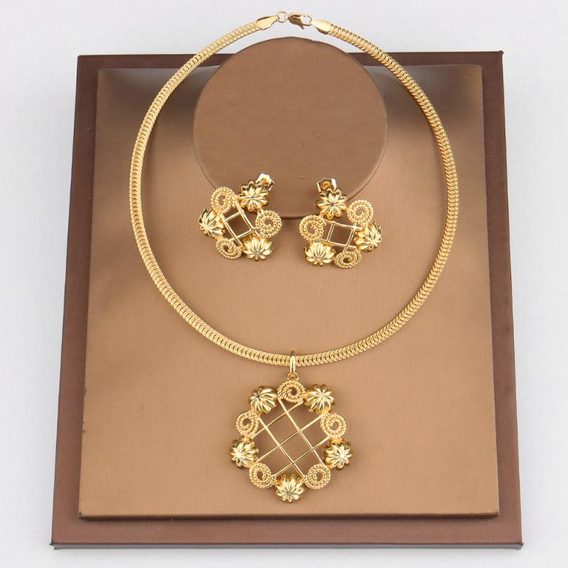 

Earrings & Necklace Jewelry For Women Sets 2021 Fashionable Style Gold Palted Personality France Wedding Bridal Party Gifts, Silver