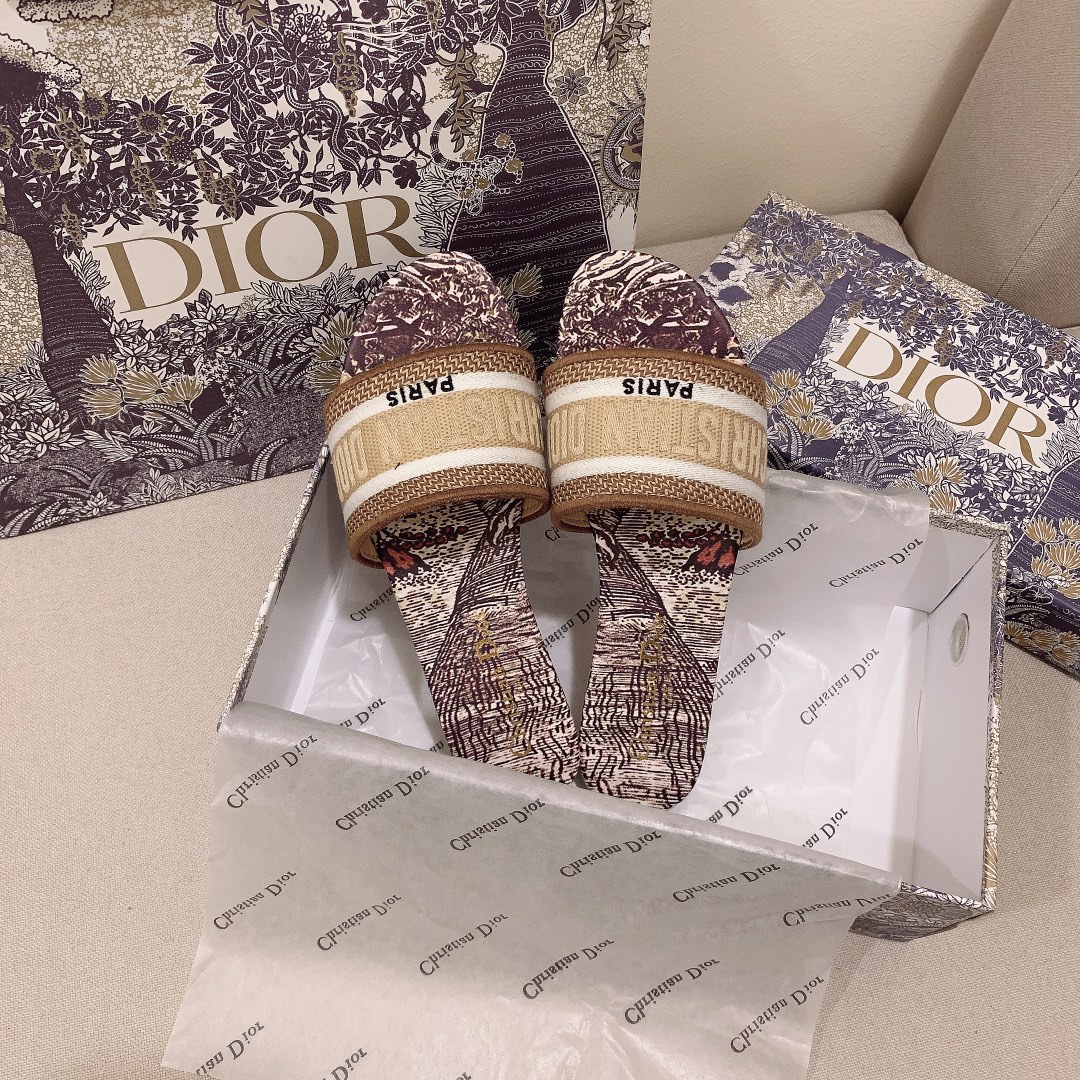 

Women Platform Sandals Classic Fashion Designers Slides Low Heels Floral Brocade Flip Flops With Box Embroidery Rubber Loafers Trend Sliders, Black