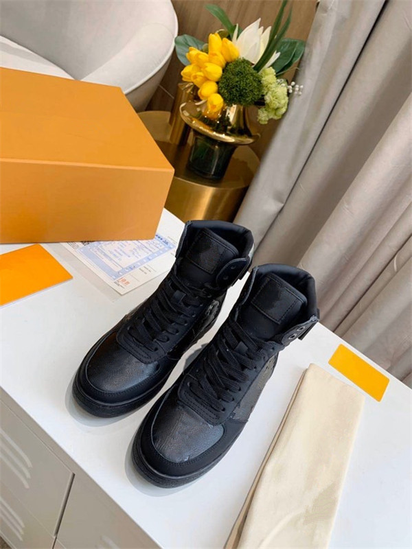

designer Paris 17FW Triple s Sneakers men women black white Casual Dad Shoes tennis luxury increasing sneakers, 02