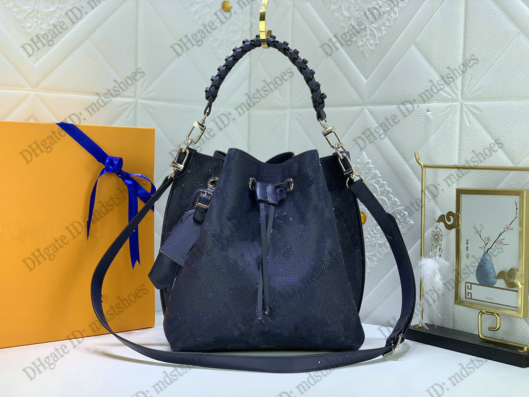 

Muria Tote Bucket bag Flight Mode Navy Blue Mahina Leather Vert Lagon M55800 Women Designer Luxurys Handbag Purse Shoulder Bags braided handle Cross Body M59554