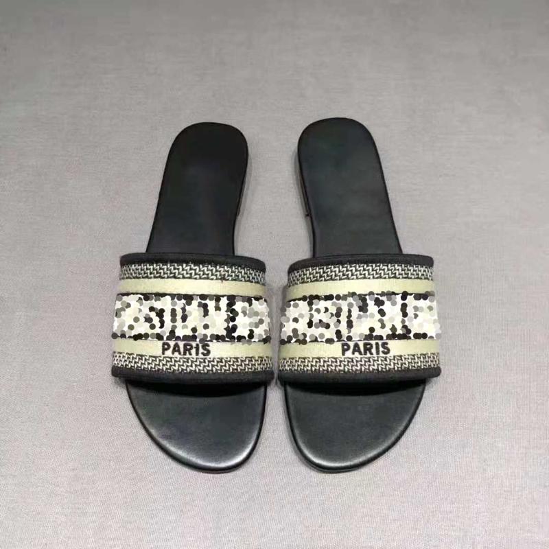 

2021 Fahsion Women Sandals Summer Girls Beach Slides Black White Red Flip Flops Floral Brocade Gear Bottoms Slippers