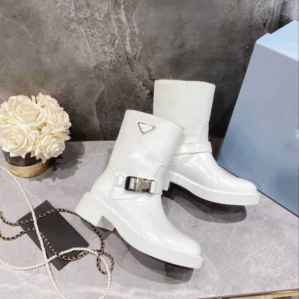 

Designers Womans Boots Patent Leather Cowhide Martin Shoes Triangle letter Shoe Fashion Calfskin Ankle Rubber Outsole Boot, Color12
