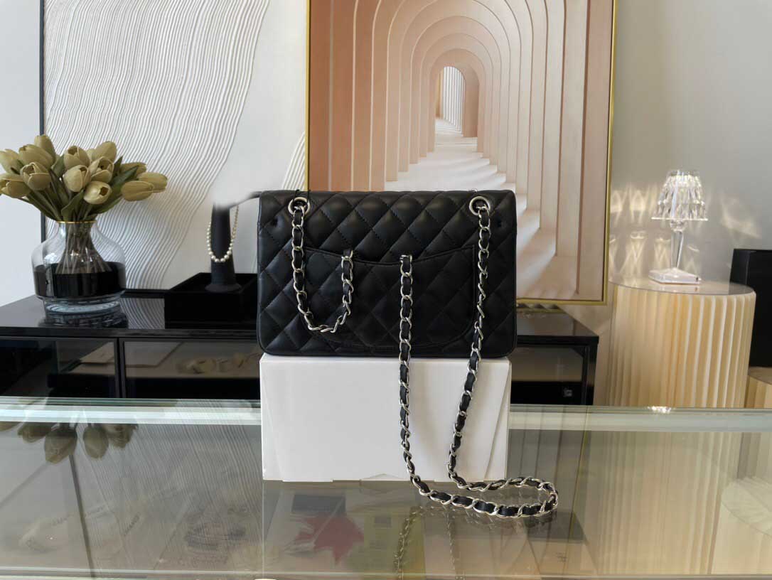 

2021 new high quality bag classic lady handbag diagonal bag leather 23CM, White