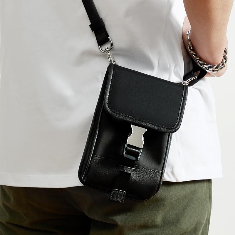 

Backpack Hip Hop Shoulder Bag For Men Skateboard Cycling Running Basketball Hiking Sport School Travel Pouch IPhone Airpods