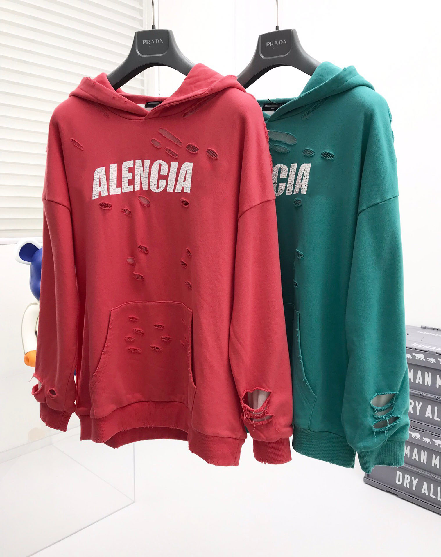 

2021ss spring and summer new high grade cotton printing short sleeve round neck panel T-Shirt Size: -l-xl-xxl-xxxl Color: black white 1w22