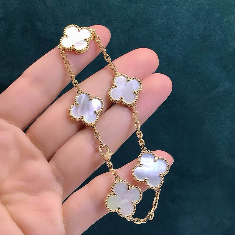 

5 Colors Fashion Classic 4/Four Leaf Clover Charm Bracelets Bangle Chain 18K Gold Agate Shell Mother-of-Pearl for Women&Girls Wedding Mother, Golden;silver