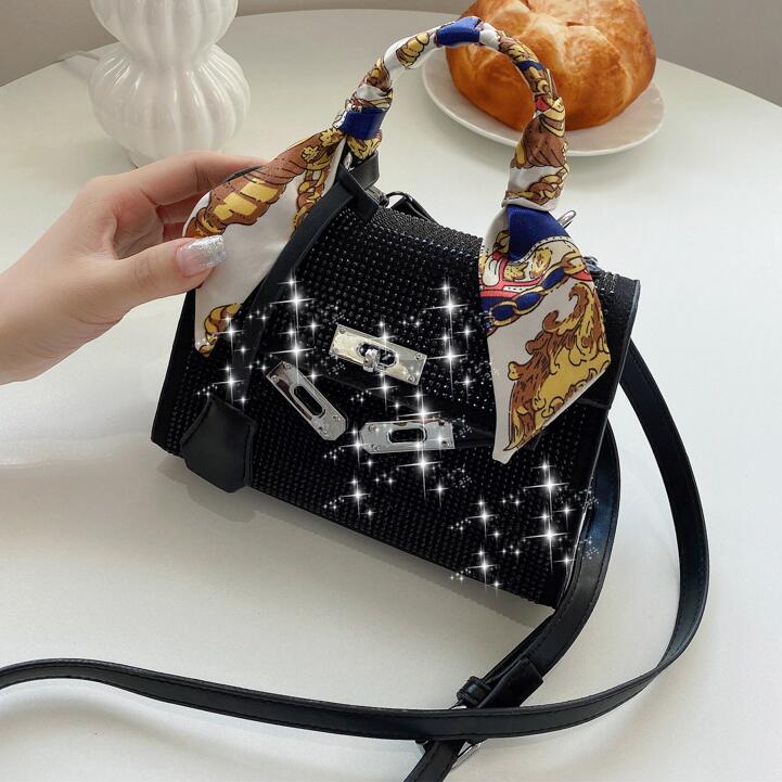 

Factory wholesale women bag simple Ribbons handbag personality trend Diamonds slung handbags elegant atmosphere Diamondses small square bags
