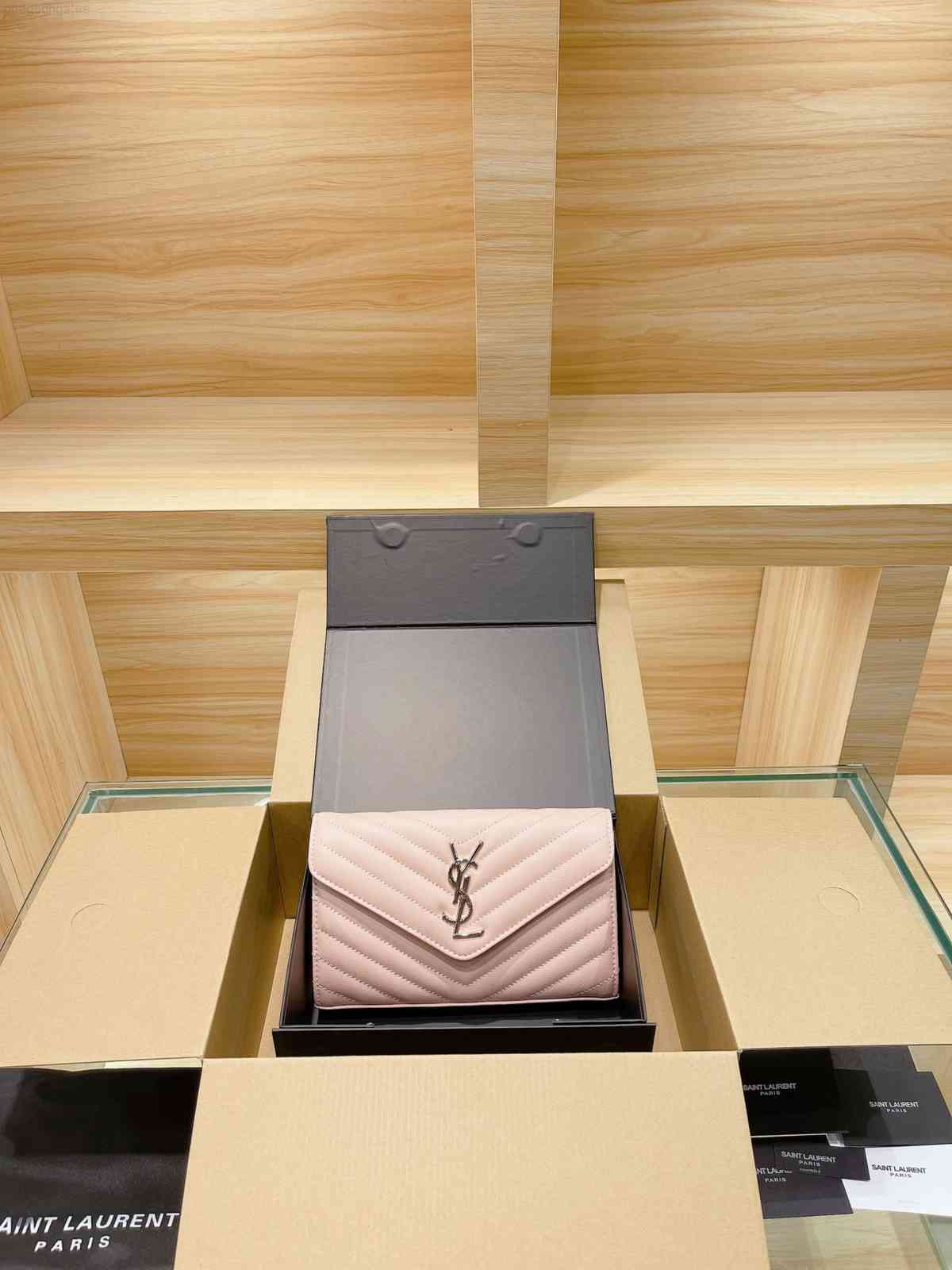 

Handbags Women Luxurys Designers Bags 2021 Designer Luxury Satchel Messenger Handbag Leather Strum Handbag Purses Totes mini Crossbody Bag 8HJA, No products