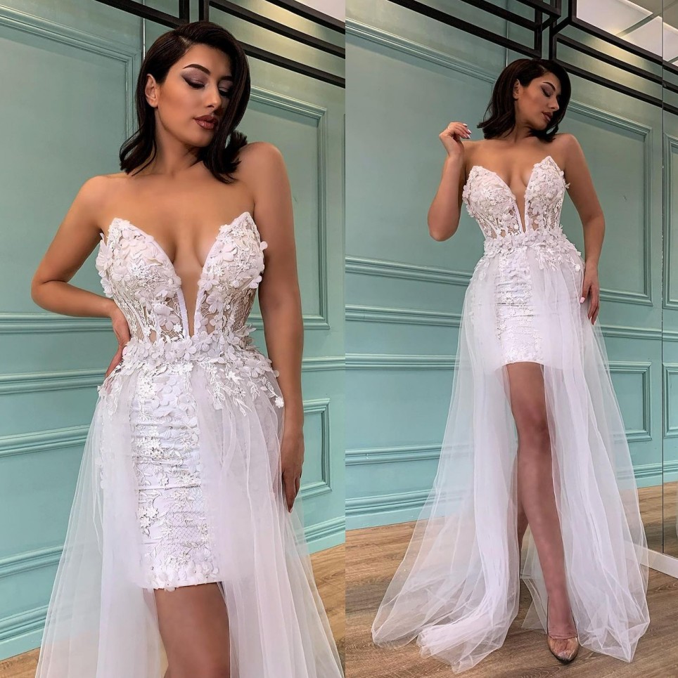 

Stylish Short Sheath Beach Wedding Dresses Deep V Neck Bridal Gowns With Detachable Train Beaded Tulle Appliqued Vestido De Novia, Beige