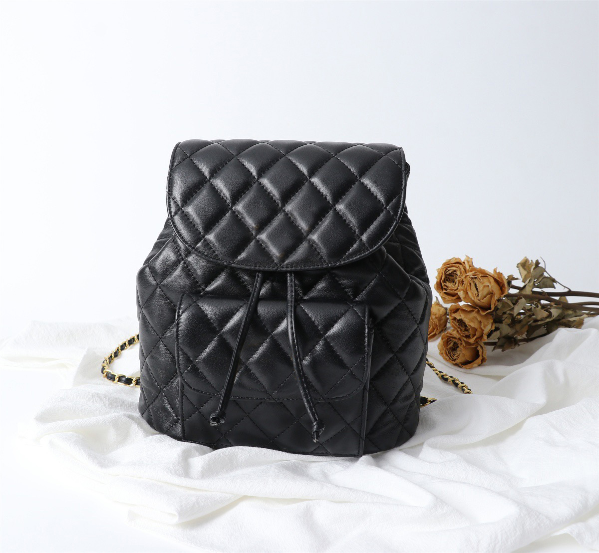 

Top 5A quality luxurys designers bags 1:1 backpack school backpacks Quilted Black Genuine leather wallet Hardware chain rope travel bag High capacity Unisex