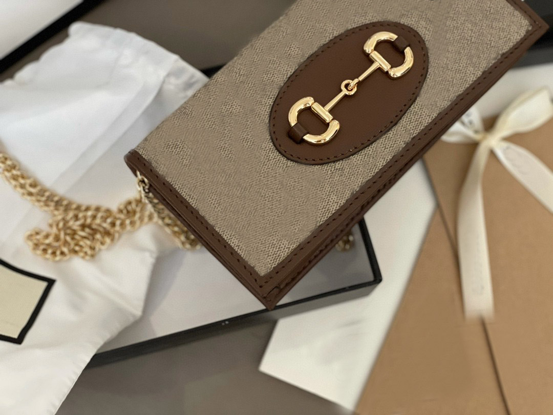 

2021 Handbag Women Luxurys Designers Bags Fashion Chain Purses Ladies Clutch Classic Womens Diagonal Travel Bag