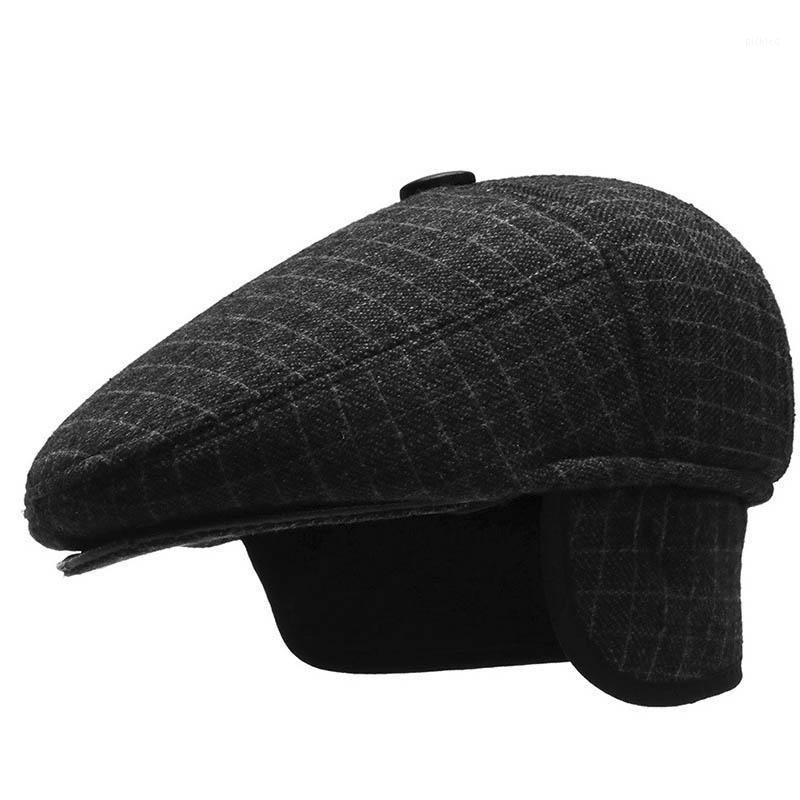 

Berets Men's Ear Protection Warm Winter Woolen Plaid Forward Hat Middle-Aged And Elderly Father Outdoor Cold-Proof Truck Driver, Black