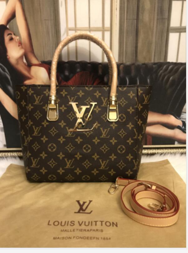 

Luxury Designer Bags Handbags Purse Ladies Handbag Brand Letter Leather Shoulder Messenger Bag 688 LVLOUISVITTON VUTTON From