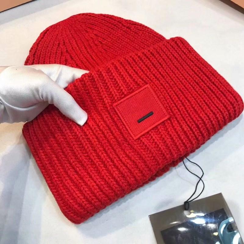 Winter Hats For Women Knit Wool Cap Smiling Face Couple Hat Lady Thread Knitted Beanie Chapeau Femme Solid Color with Tags