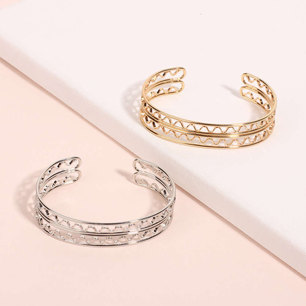 

Hand catenary Accessories simple C-type open cut Bracelet women's versatile metal bracelet, Golden;silver