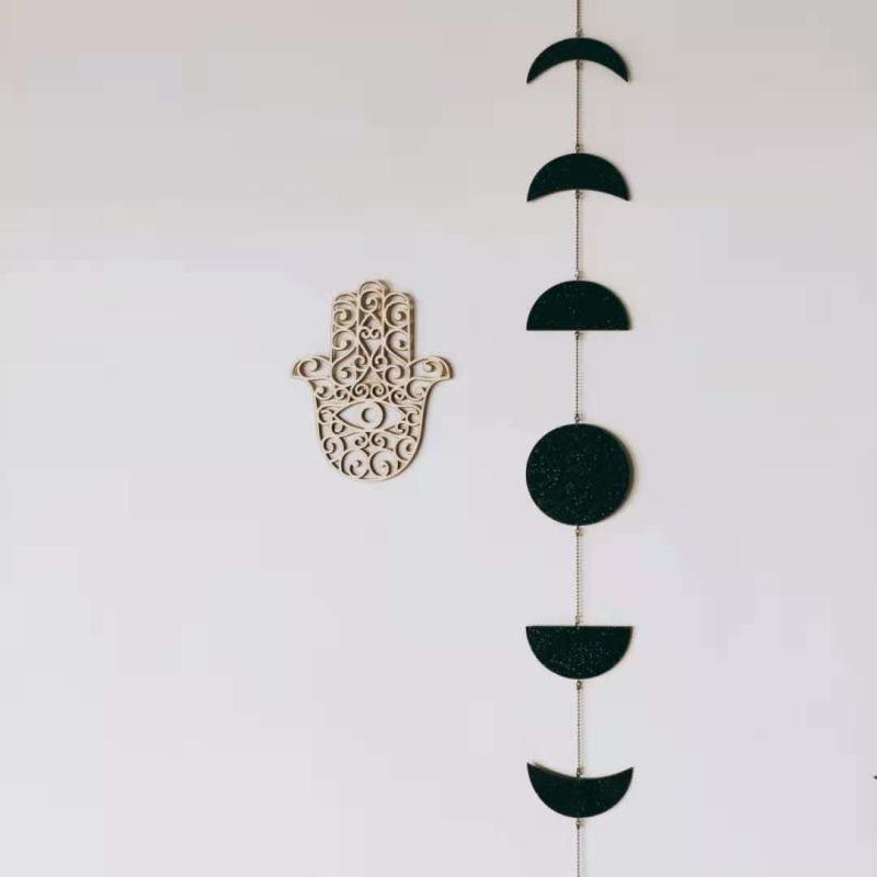 

Moon Phase Wreath Decoration Chain Gold Wall Hanging Jewelry Shop Apartment Background Bohemian Pendant Decorative Objects & Figurines