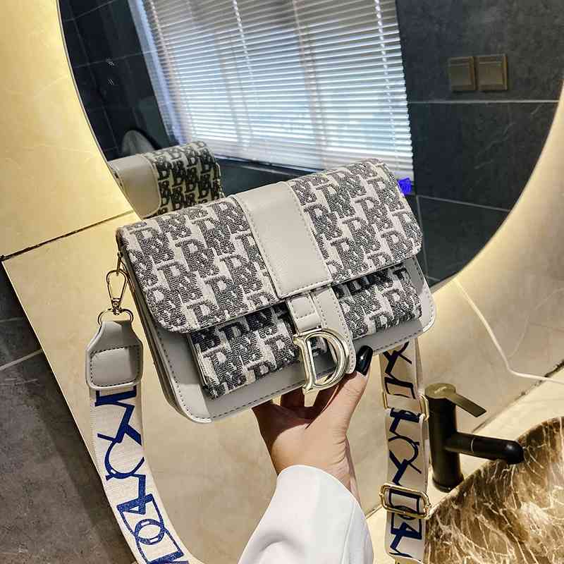 

Design new fashion women's goddess Single Shoulder Messenger Bag mobile phone bag Handbags, Contrast black